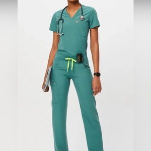 FIGS Cactus SET Catarina Small top Kade Small Tall bottoms Women’s EUC